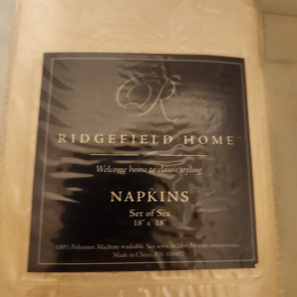 Vintage NIP Damask Set of 6 cloth napkins - Picture 2 of 3